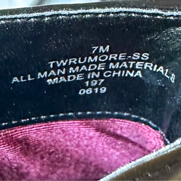 Tommy Hilfiger Rumore Black Vegan Leather Riding Ankle Boots 7 - Picture 7 of 7